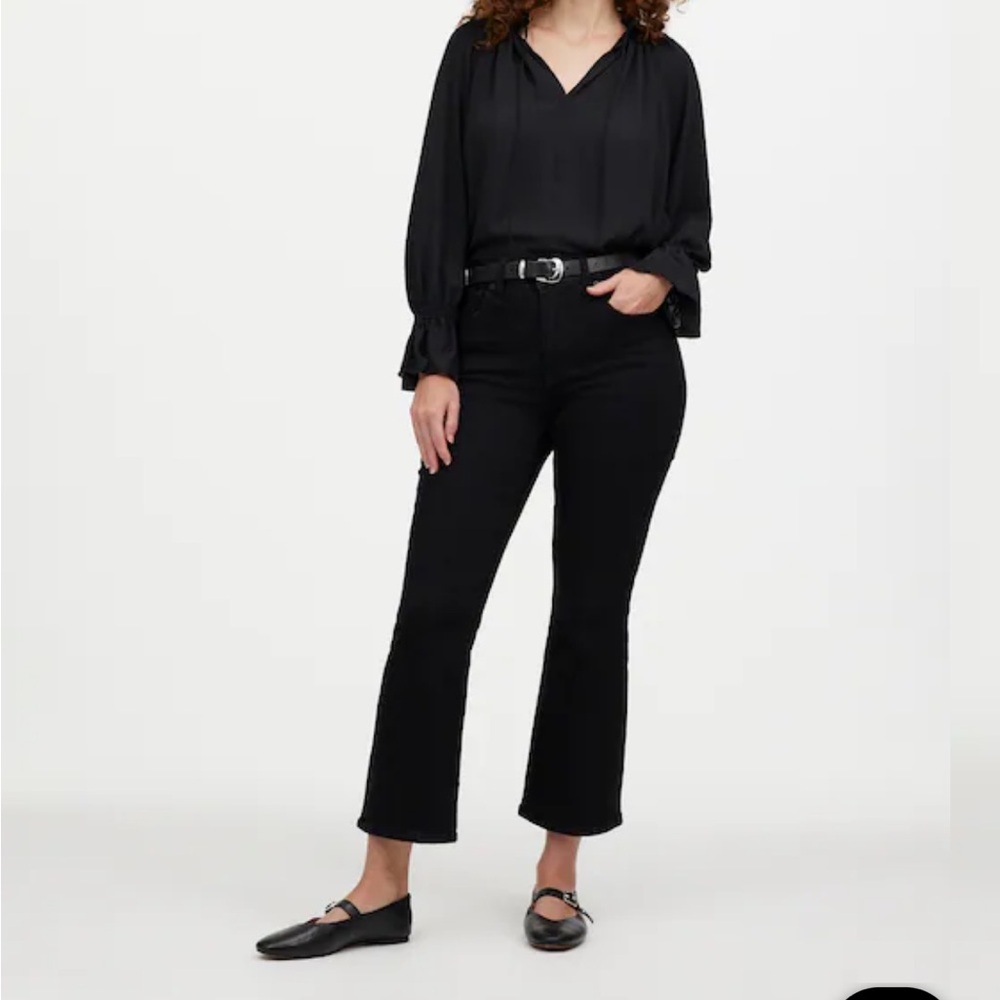 Madewell Women's Black Mid-Rise Kick Out Natural Hem Cropped Jeans